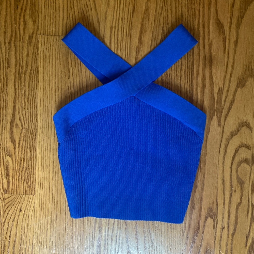 Aritzia Babaton Sculpt Knit Criss Cross Crop Tank